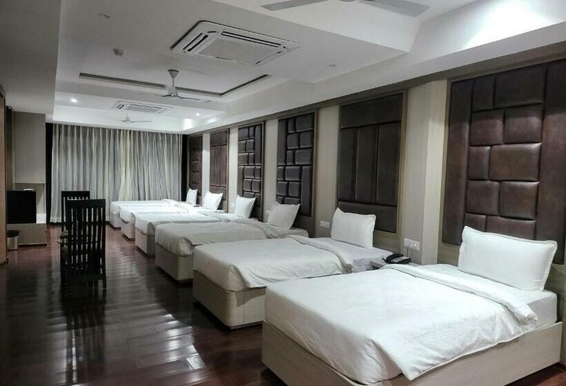 غرفة ديلوكس عائلية, Ratnapriya Hotel And Resort