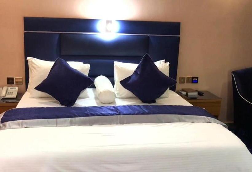 آپارتمان 2 خوابه, Villa Hilton Hotels