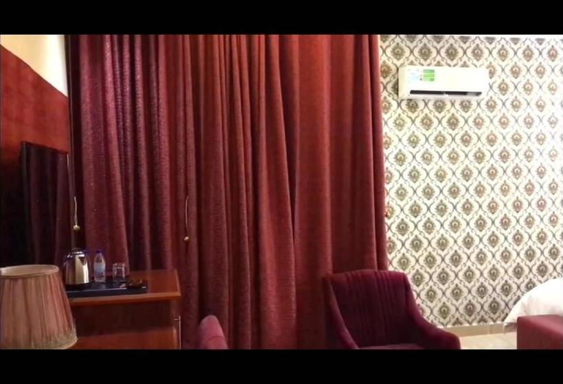 آپارتمان 3 خوابه, Villa Hilton Hotels