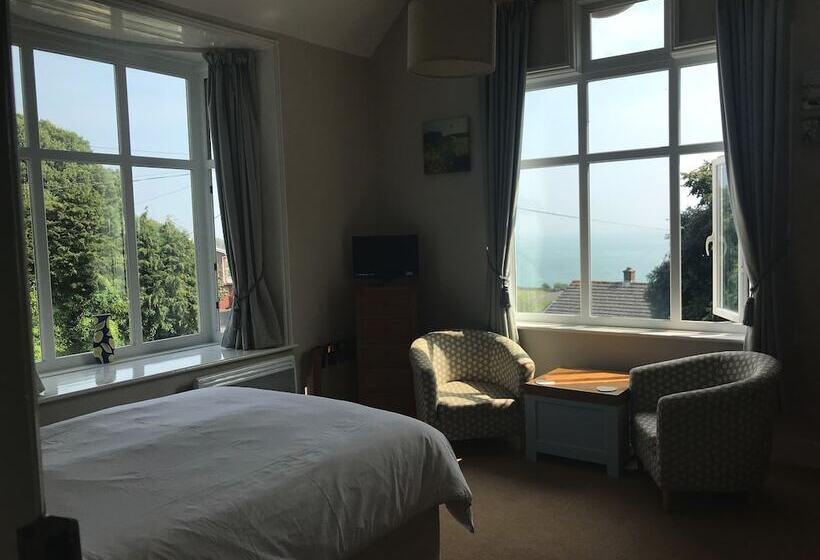 수피리어 룸, Cornerways