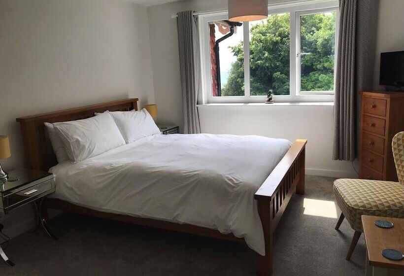 스탠다드 룸, Cornerways