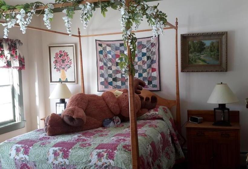 Люкс, Inn At Buck Hollow Farm