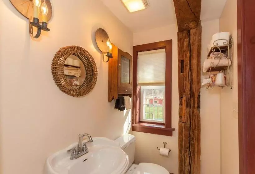 スイート, Inn At Buck Hollow Farm