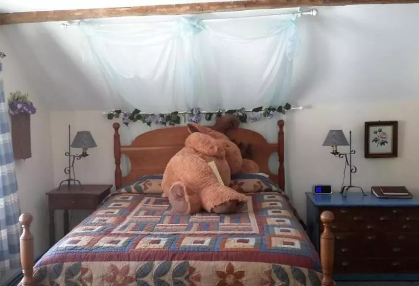 スタンダードルーム, Inn At Buck Hollow Farm