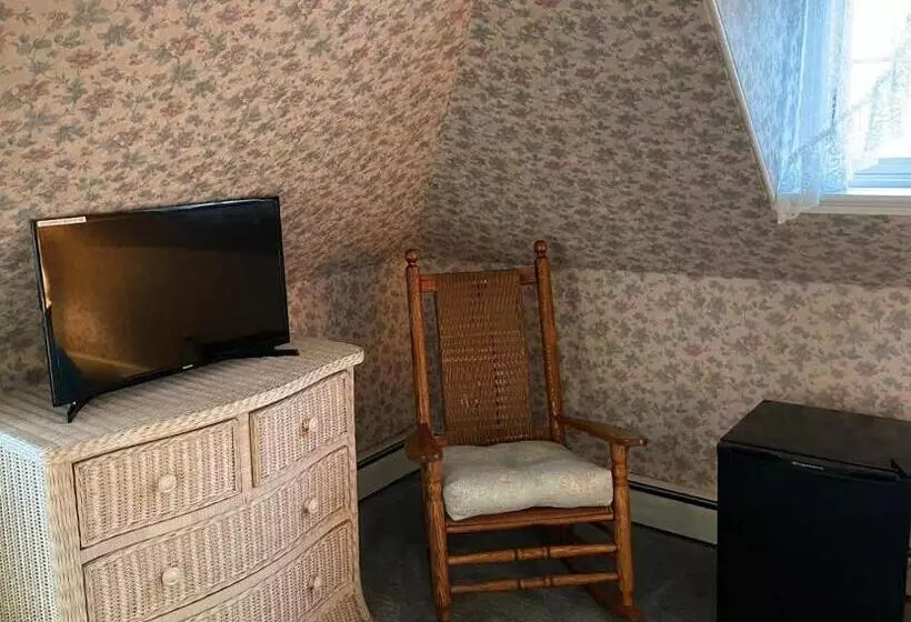 デラックスルーム, Luther Ogden Inn