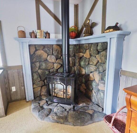 스탠다드 룸 킹사이즈 침대, Mine And Farm, The Inn At Guerneville, Ca