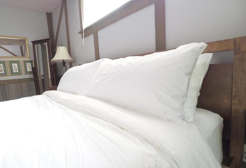 스탠다드 룸 킹사이즈 침대, Mine And Farm, The Inn At Guerneville, Ca