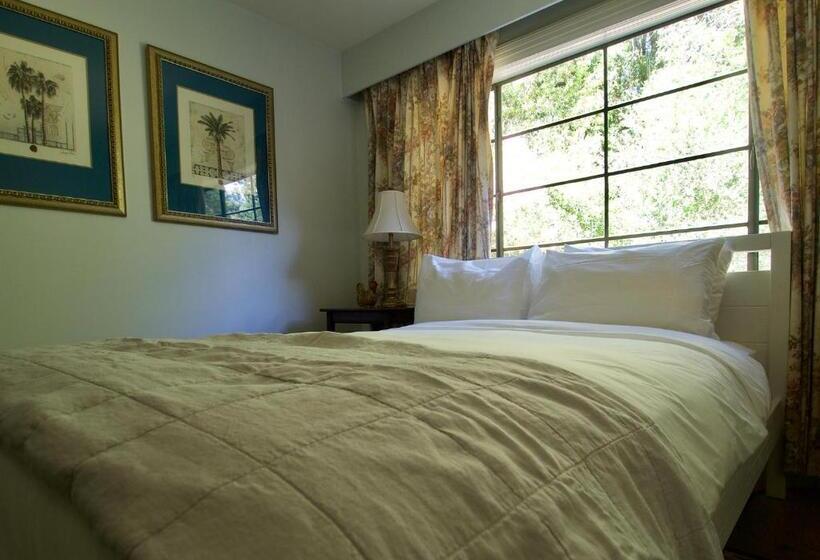 디럭스 룸, Mine And Farm, The Inn At Guerneville, Ca