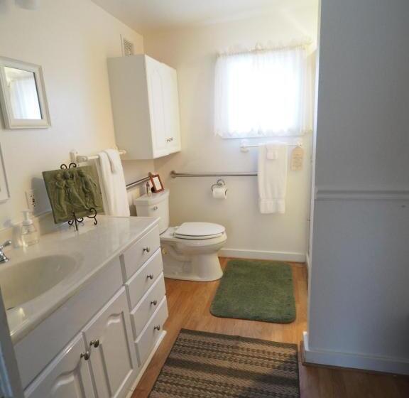 스탠다드 룸 킹사이즈 침대, Mine And Farm, The Inn At Guerneville, Ca