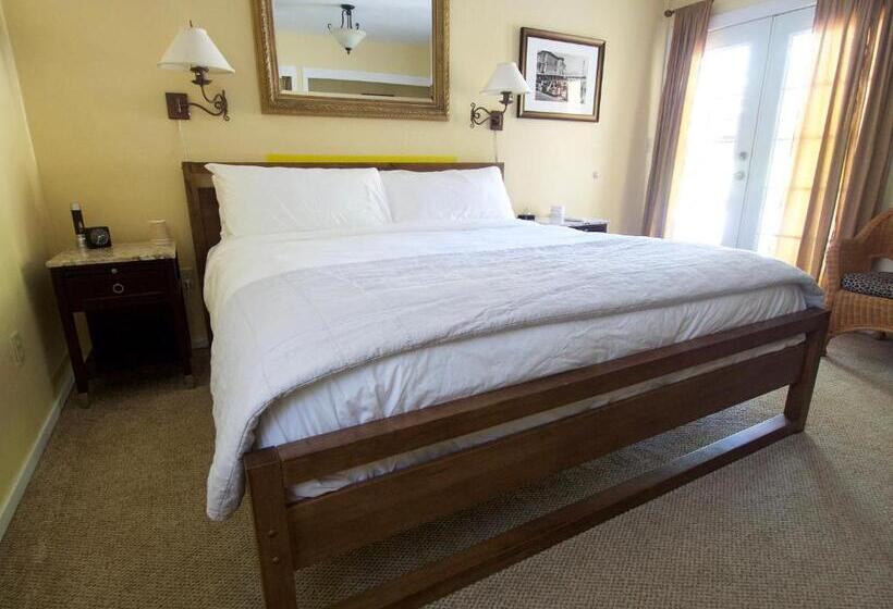 스탠다드 룸 킹사이즈 침대, Mine And Farm, The Inn At Guerneville, Ca