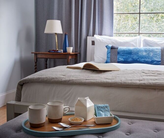 스탠다드 룸, Mine And Farm, The Inn At Guerneville, Ca