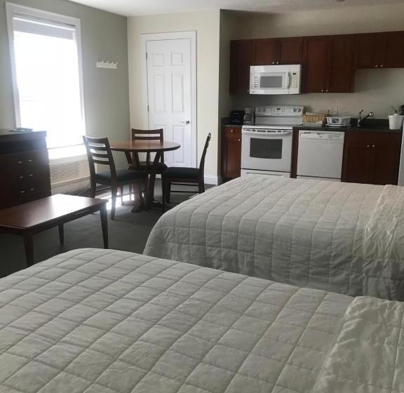 Люкс, Crescent Suites