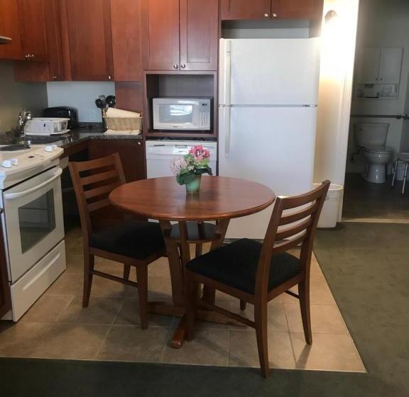 Люкс Адаптированный для Инвалидов, Crescent Suites