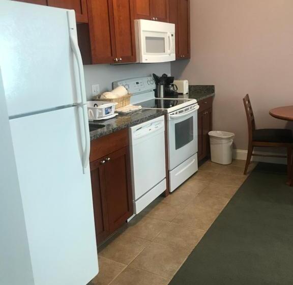 Люкс Deluxe Кровать Кинг, Crescent Suites