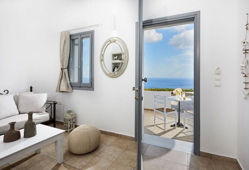 Family Room, Golden East