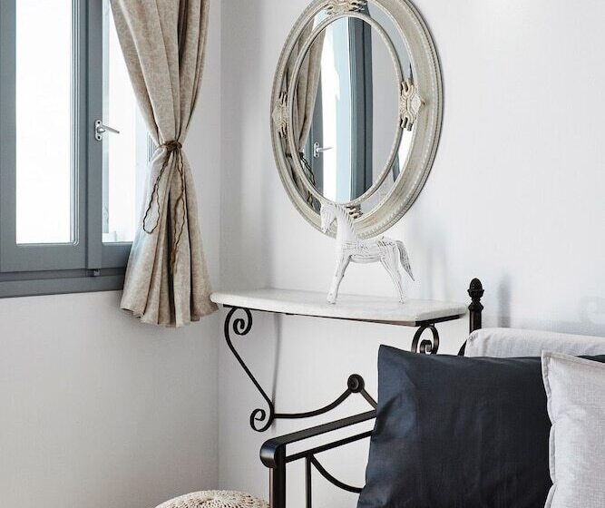 Family Room, Golden East