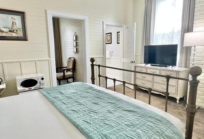 スタンダードルーム, Gilbert Inn Seaside