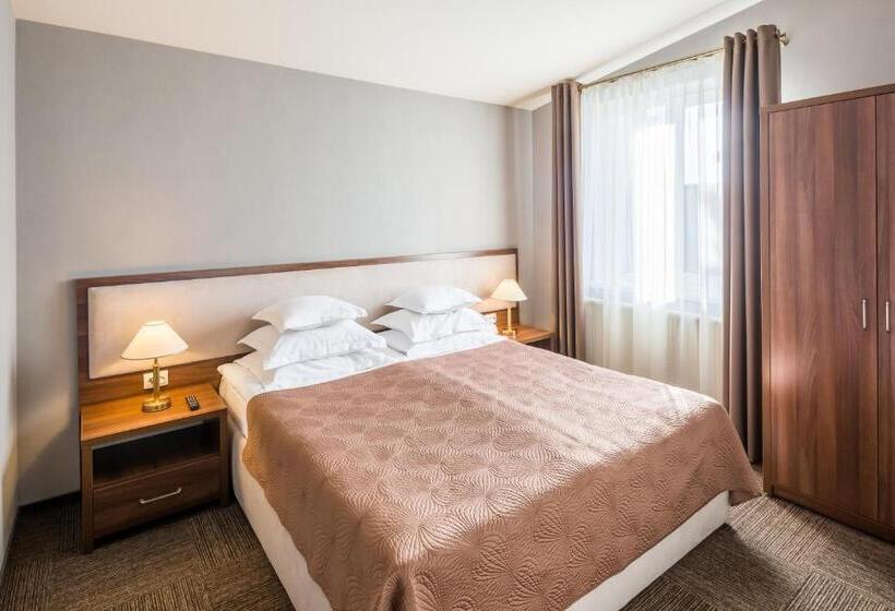 خانه 1 خوابه, Panska Gora