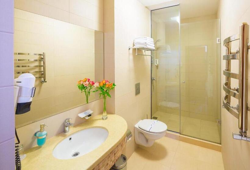 اتاق لوکس, Panska Gora