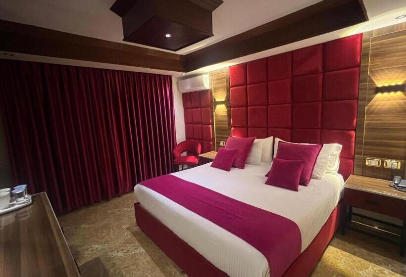 Superior Room with Terrace, Petra Sella