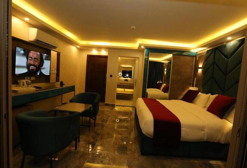 Superior Room with Terrace, Petra Sella