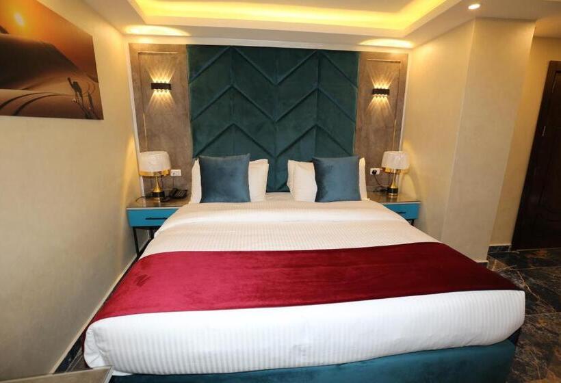 Superior Room with Terrace, Petra Sella