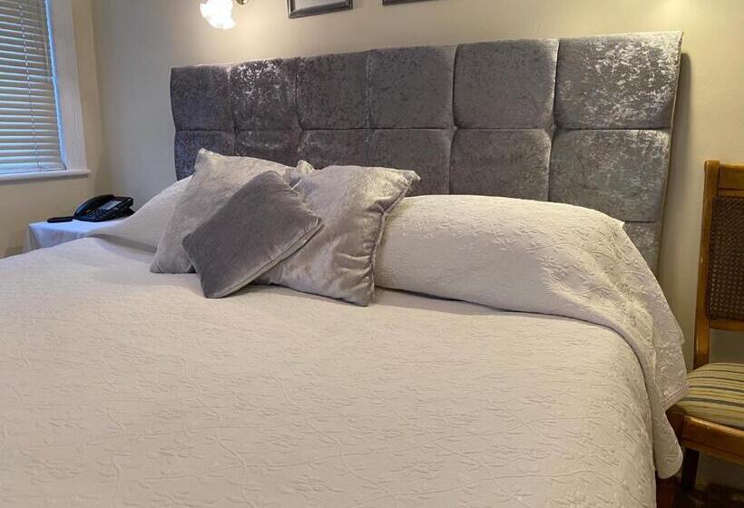 标准间, The Old Manse Pickering