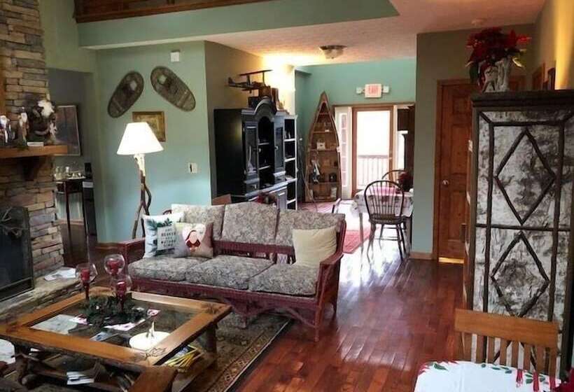 חדר דלוקס, Long Mountain Lodge Bed & Breakfast