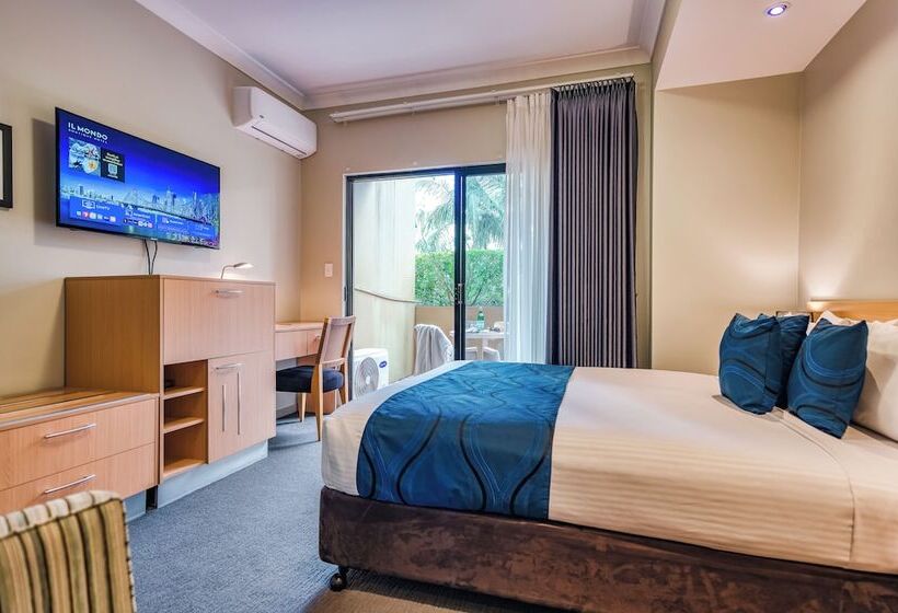 이코노미 룸, Il Mondo Boutique