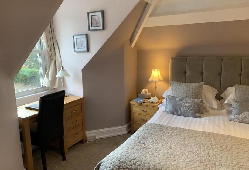 غرفة قياسية, Somerville House