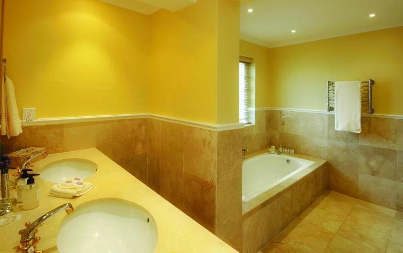Номер Deluxe, St James Guesthouses