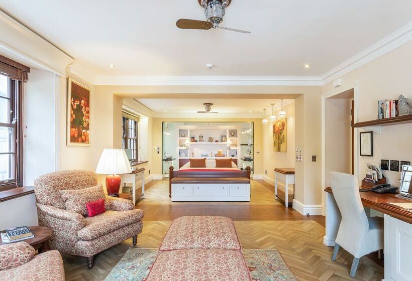 Дом 1 Спальня, St James Guesthouses