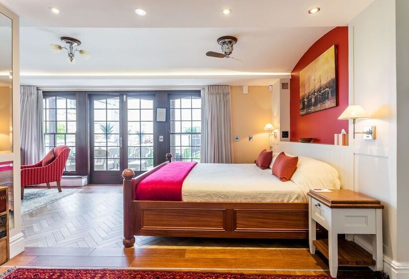 Дом 1 Спальня, St James Guesthouses