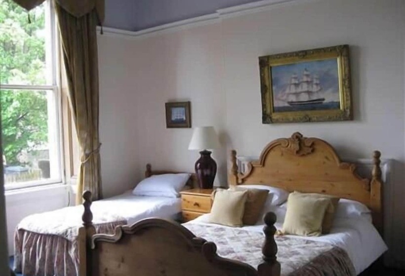 スタンダードトリプルルーム, The Georgian House