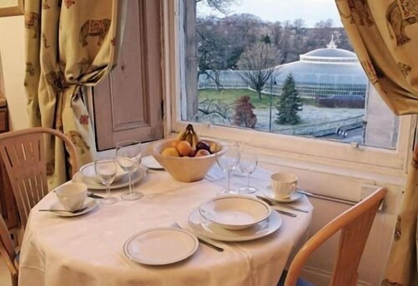 スタンダードスタジオ, The Georgian House