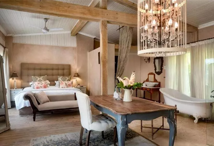 キングサイズベッドのスイートルーム, Petite Provence B&b