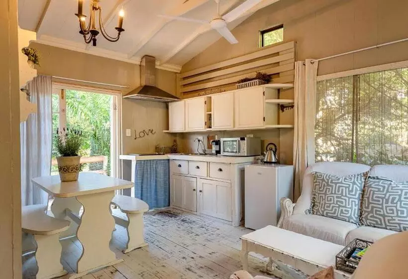 １ベッドルームハウス, Petite Provence B&b