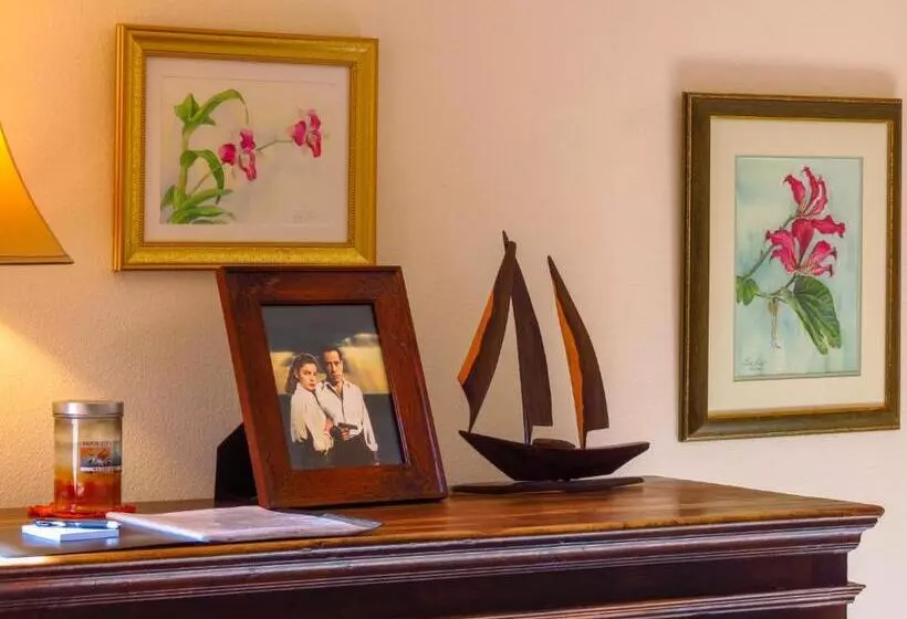 اتاق لوکس, Topanga Canyon Inn Bed And Breakfast