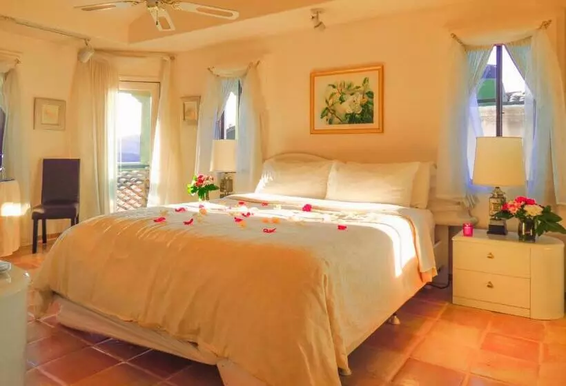 اتاق سوپریور با تخت بزرگ, Topanga Canyon Inn Bed And Breakfast