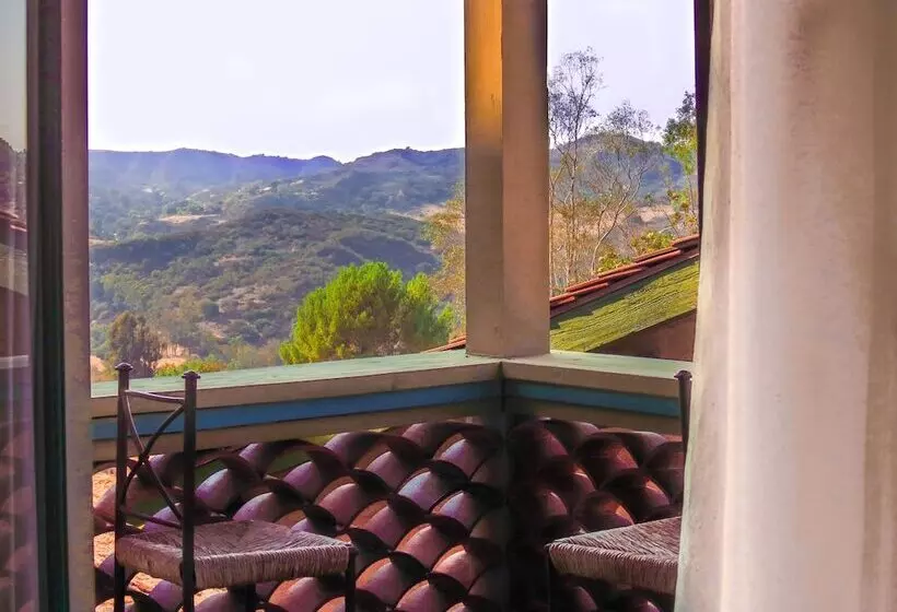 اتاق رمانتیک, Topanga Canyon Inn Bed And Breakfast