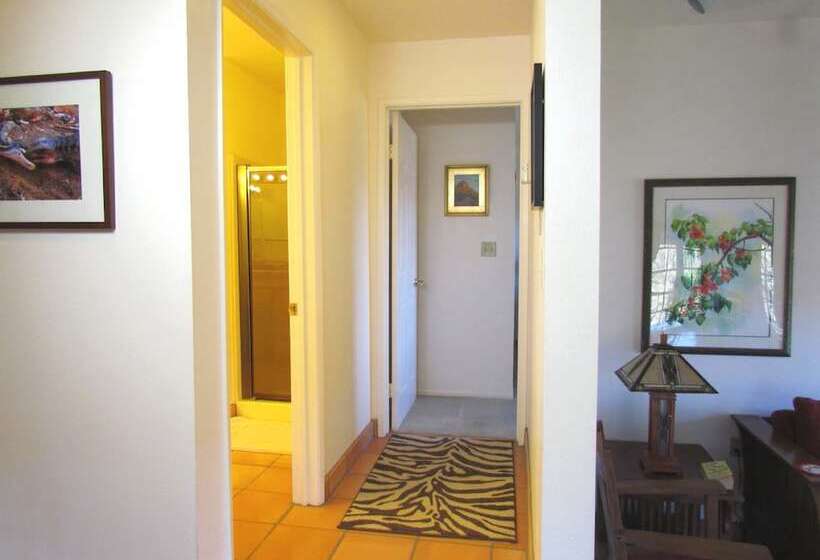 غرفة قياسية سرير ملكى, Topanga Canyon Inn Bed And Breakfast