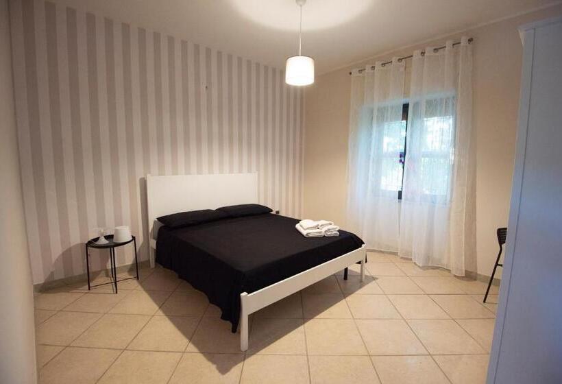 غرفة سوبيريور ثلاثية, Donna Rosita