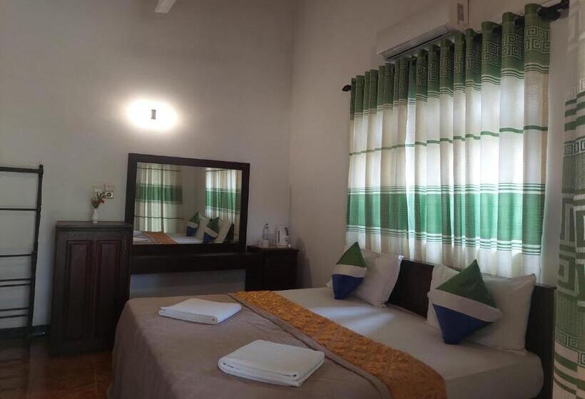 디럭스 룸, Green Light Holiday Village