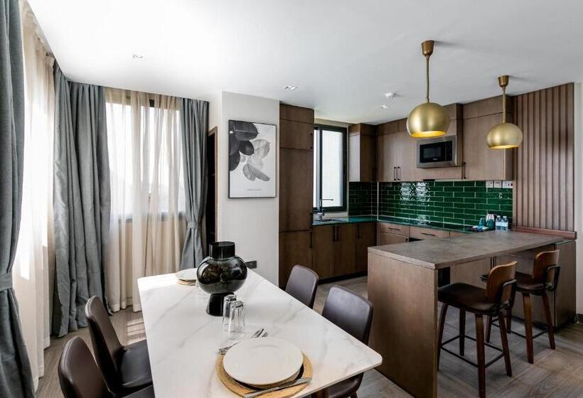 سوییت اجرایی, Zara Garden Hotel And Apartments