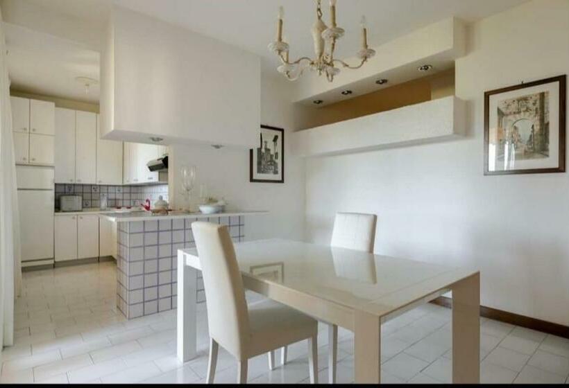 プール付き１ベッドルームヴィラ, Villa Con Piscina Privata   Vista Panoramica   7s   20 Guest