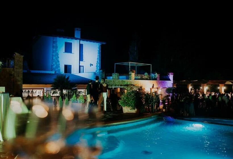 סוויטת ג'וניור, Ai Pozzi Di Lenola