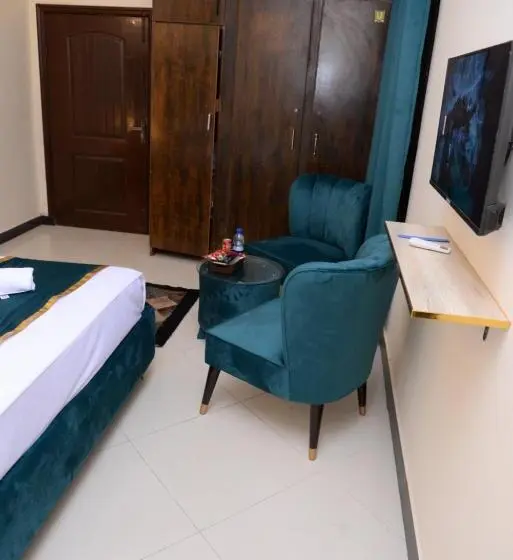 اتاق لوکس, Go Room Hotel Lahore