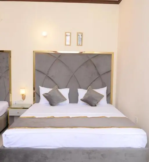 اتاق لوکس سه تخته, Go Room Hotel Lahore