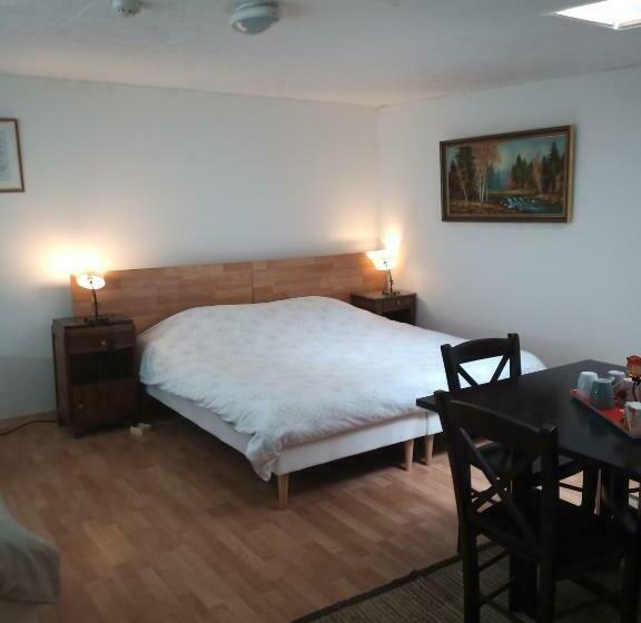 Четырехместный Номер Стандарт, La Baronnerie