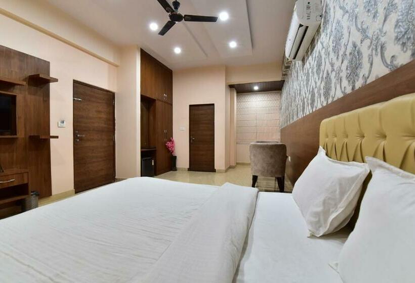 اتاق لوکس, Signature Prime Vaishali Nagar Jaipur